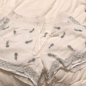 Jcrew Size Medium White with Pineapple Shorts